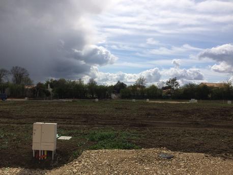 AIFFRES - 343 m2 - 42900euros