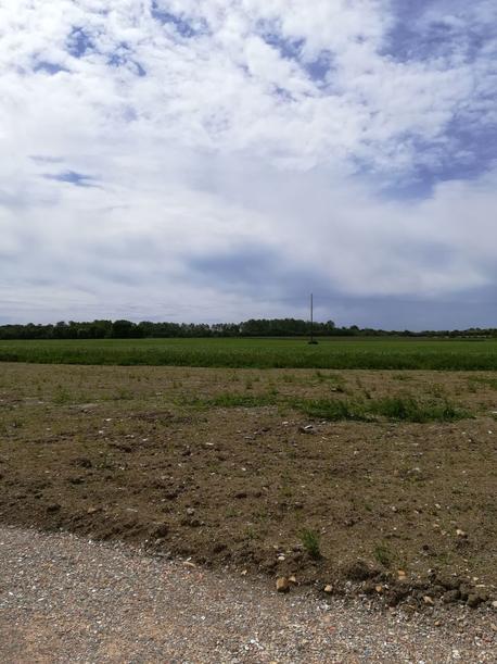 BENON - 425 m2 - 37500euros