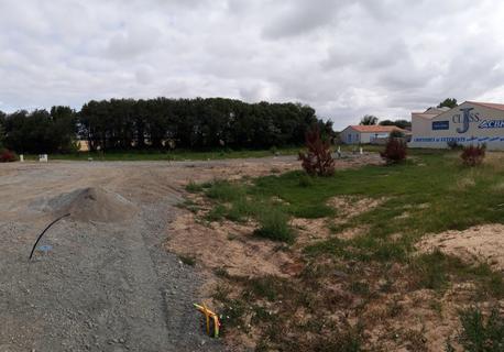 LA TRANCHE-SUR-MER - 343 m2 - 82000euros