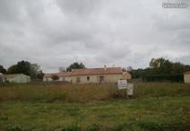 LE CHAMP-SAINT-PERE - 1000 m2 - 45000euros