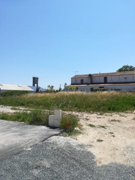 MARANS - 458 m2 - 51300euros