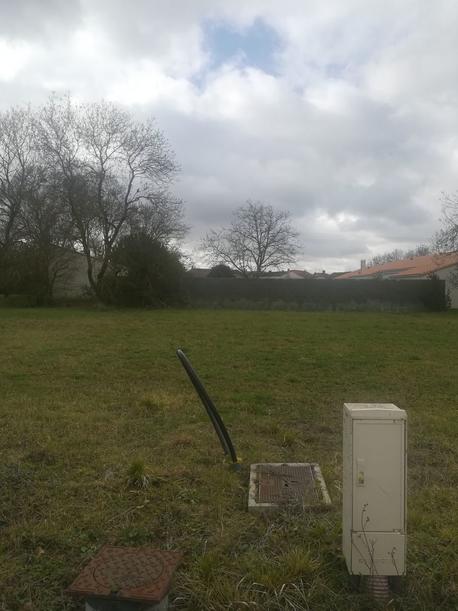 SAINT-GEORGES-DU-BOIS - 468 m2 - 43524euros