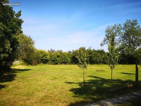 SAINT-URBAIN - 620 m2 - 62000euros