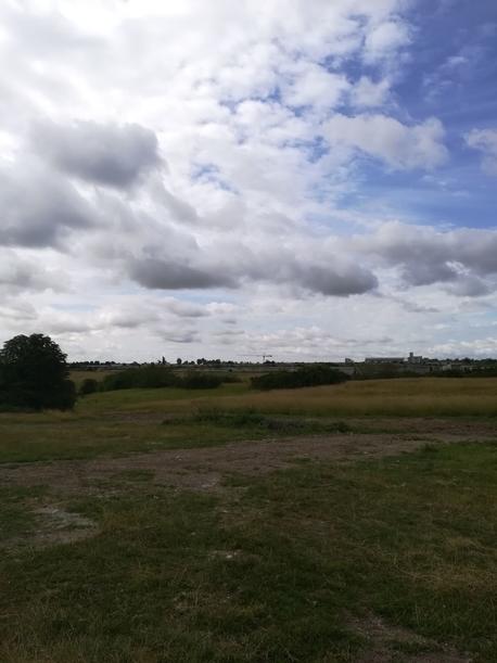 SAINTES - 359 m2 - 47900euros