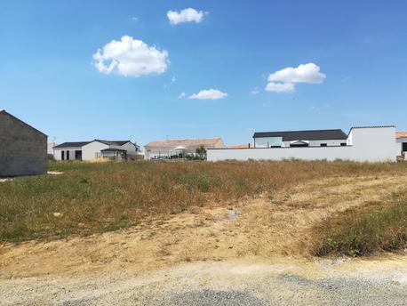 SOUBISE - 475 m2 - 54600euros