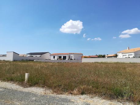 SOUBISE - 548 m2 - 57500euros